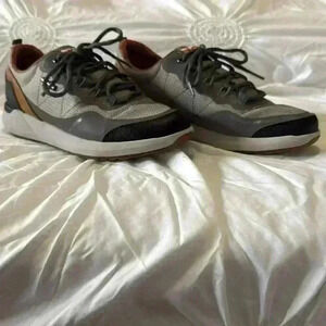 Women’s Cobb Hill Skylar M Lace Waterproof Sneakers– Grey 7.5